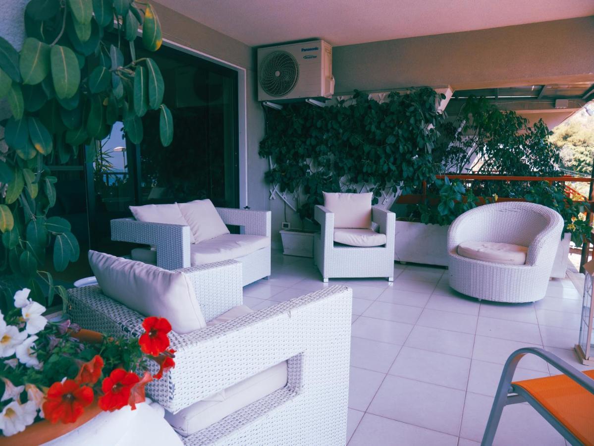 Sea Apartment & Pool 2 Palermo Exterior photo